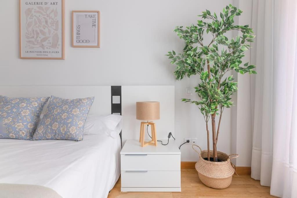 Apartamentos Melgarden - Castilla Suit 17 ซานตานเดร์ ภายนอก รูปภาพ